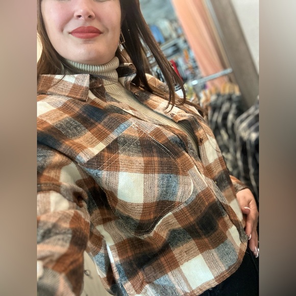 Beautiful jacket - Picture 6 of 9